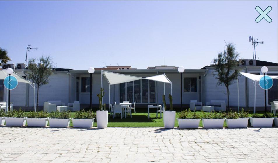 Aurora Beach & Suite Маргерита-ди-Савойя Экстерьер фото